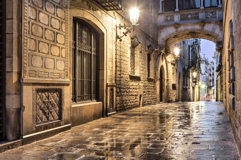 Stone passageway and bridge in Barcelona’s Gothic Quarter